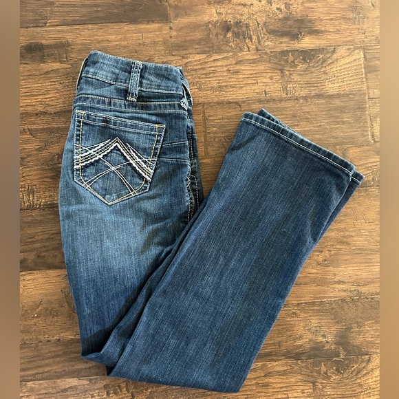 Ariat Women’s Jeans. Size 29R. Like New Condition! - Picture 3 of 3